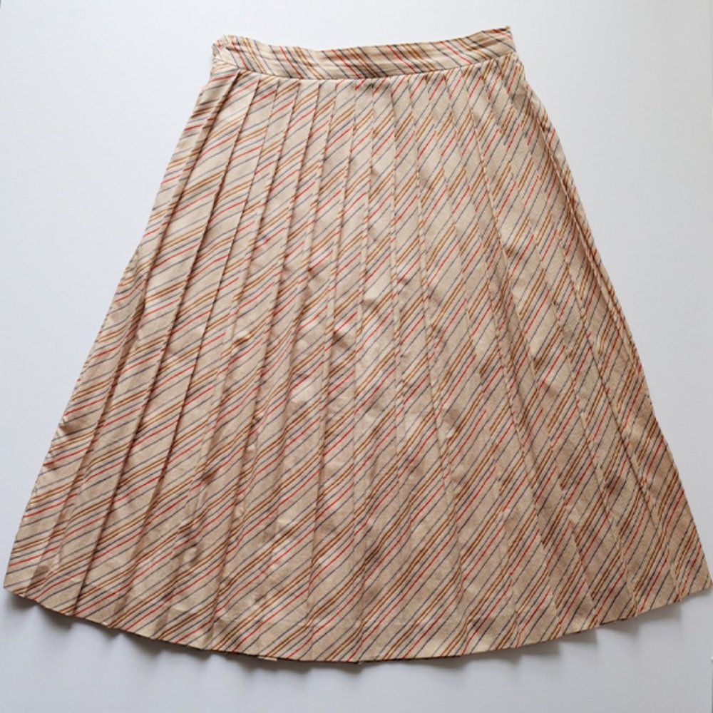 SOLD❗️60s 70s Vintage Polyester Striped Pleated Skirt